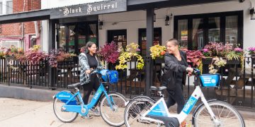 How Are Cycling Brands Responding to the Push for More Gender-Inclusive Products?